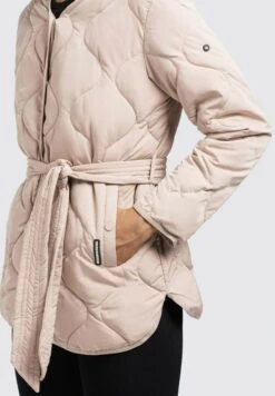 Khujo Yuna - Jas - War Pin -Khujo 198241fac9d74509a51c0d418a9c5bc2