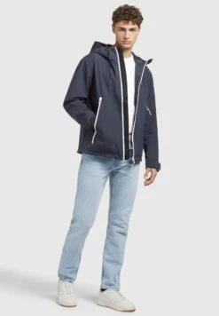 Khujo -Khujo 4bc878ab777a455b825cabf18a2aa462