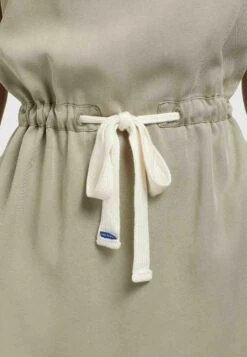 Khujo Hediye - Jurk - Oliv -Khujo 82b1ff27bdf2439fa37f1f5461c9cc79