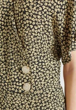 Khujo Borgia - Jumpsuit - Schwarz-Gelb Geblümt -Khujo af379724558d423ab9f19f8031bf325d